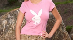 Alena Gerber - German Playmate of the Month for October 2008 (32 фото)