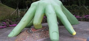 16 сексуальных фантазий, воплощенных в скульптурах (17 фото)